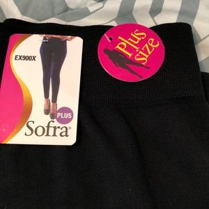 NWT black leggings